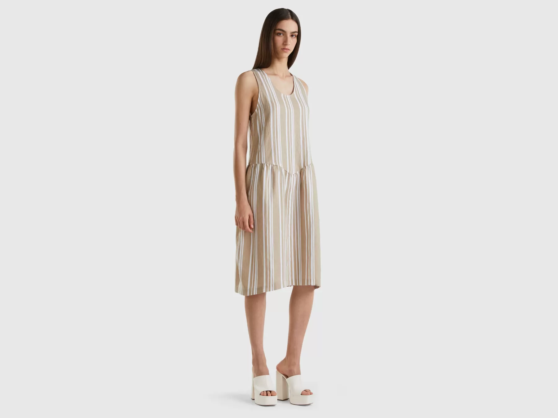 Benetton Abito In Puro Lino Stampato Beige Shop