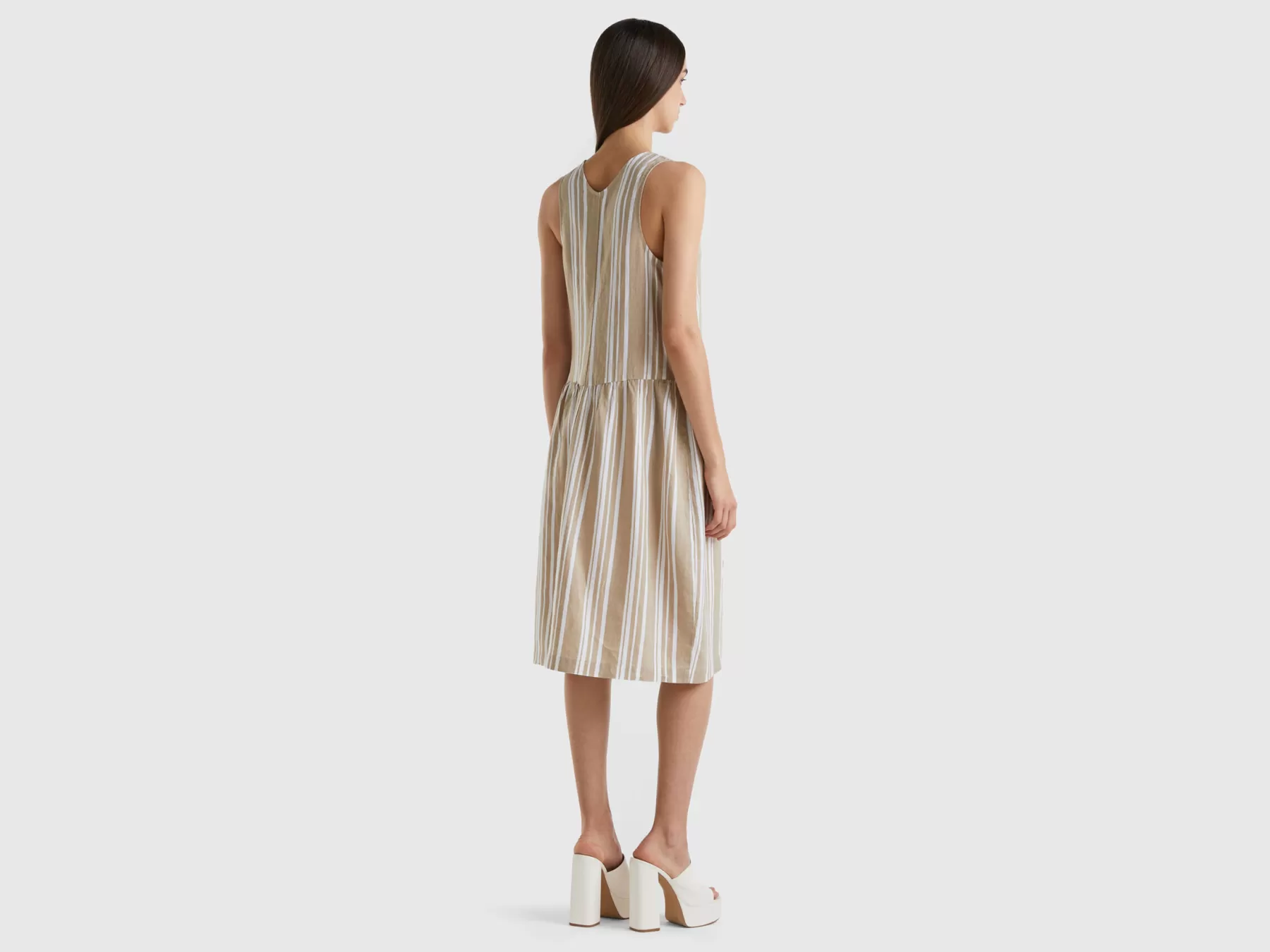 Benetton Abito In Puro Lino Stampato Beige Shop