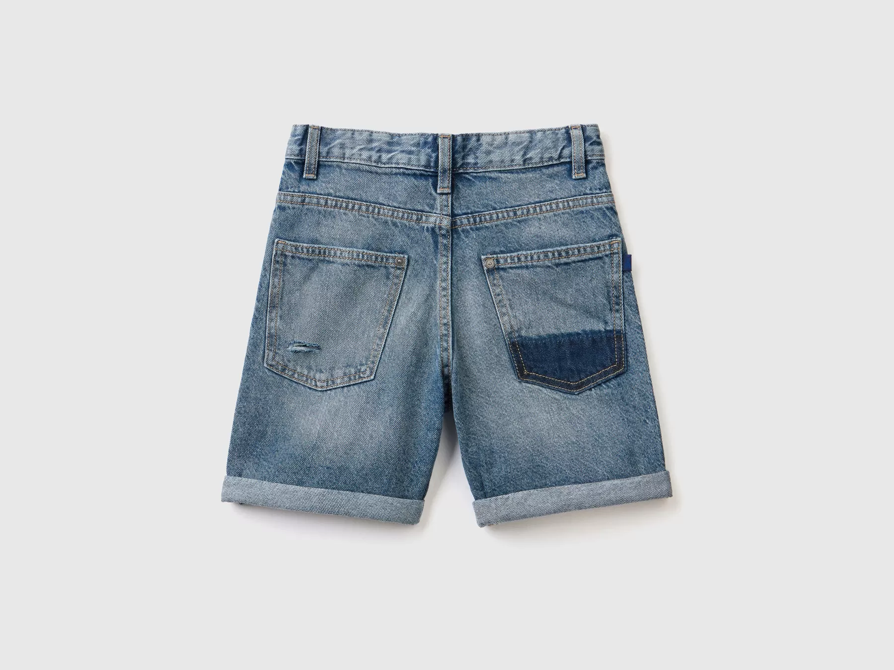 Benetton Bermuda Di Jeans Con Rotture Azzurro Sale