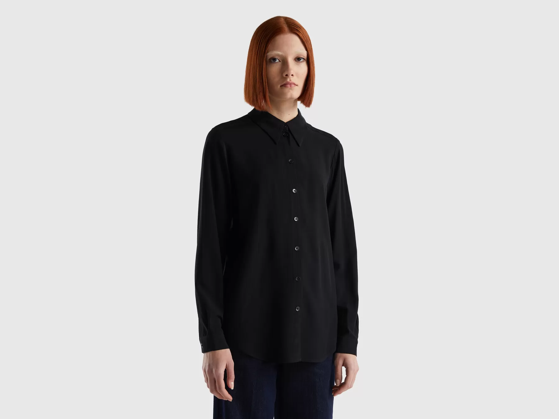 Benetton Camicia Regular Fit In Viscosa Sostenibile Nero Discount