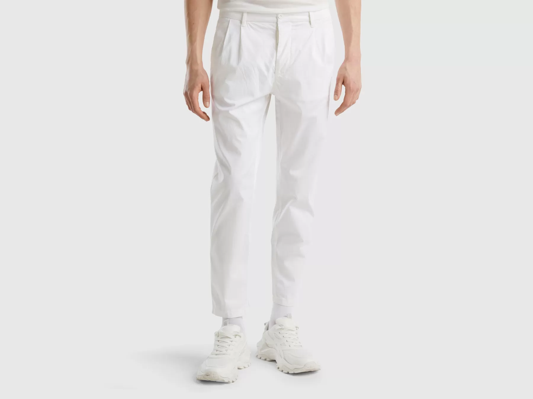 Benetton Chino Leggeri Carrot Fit Bianco Online