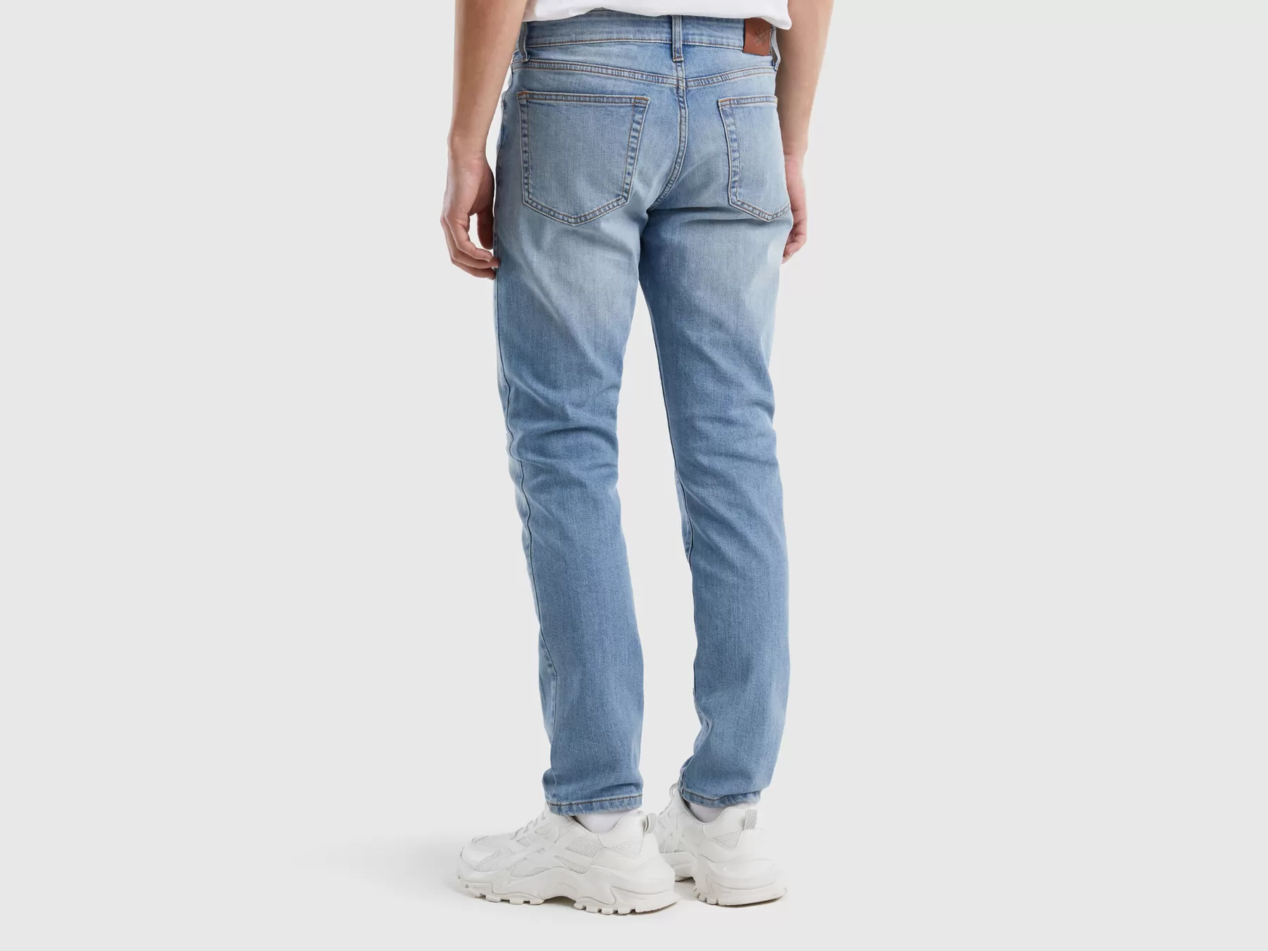 Benetton Jeans Slim Fit Con Rotture Celeste Online