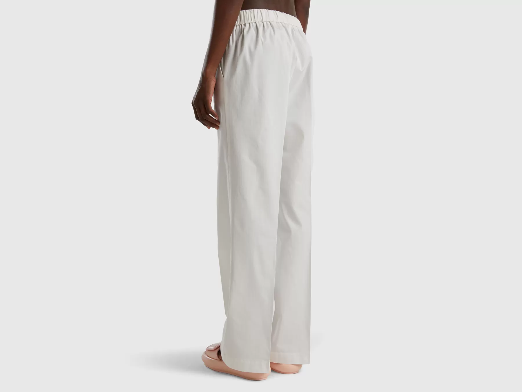 Benetton Pantaloni Con Elastico In Vita Bianco Panna Outlet