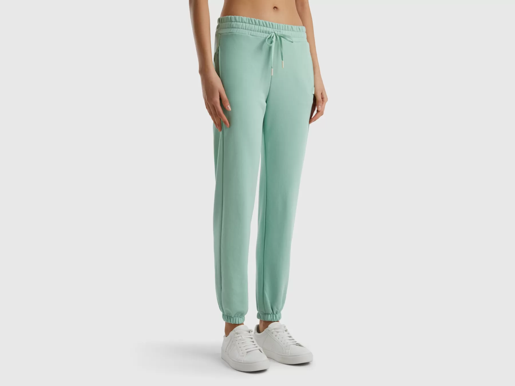 Benetton Pantaloni In Felpa Loose Fit Verde Chiaro Shop