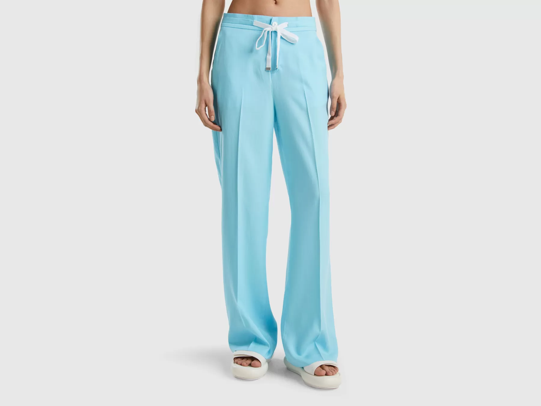 Benetton Pantaloni In Puro Lyocell Azzurro Online