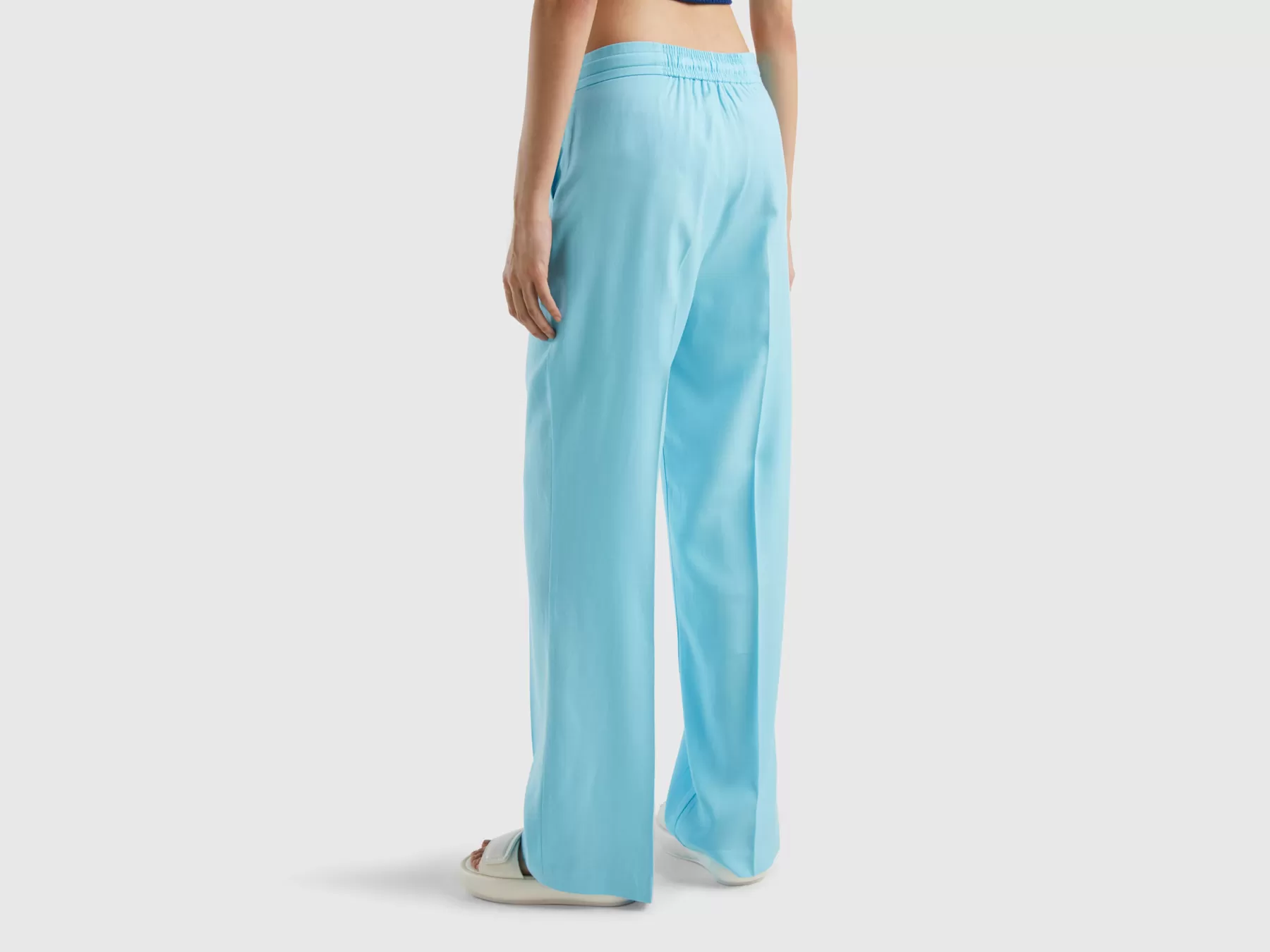 Benetton Pantaloni In Puro Lyocell Azzurro Online