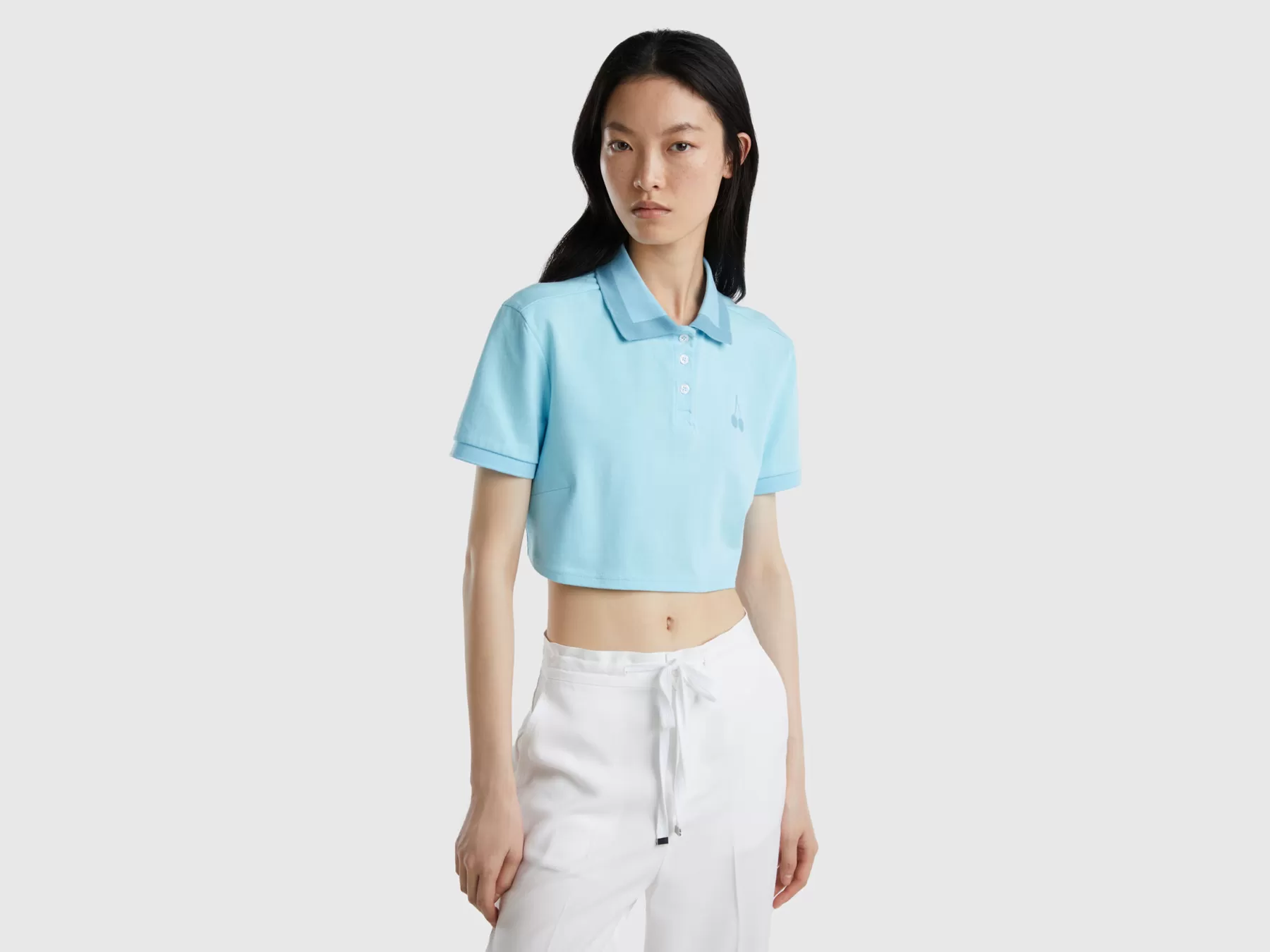 Benetton Polo Cropped Azzurra Con Ricamo Ciliegia Azzurro Flash Sale