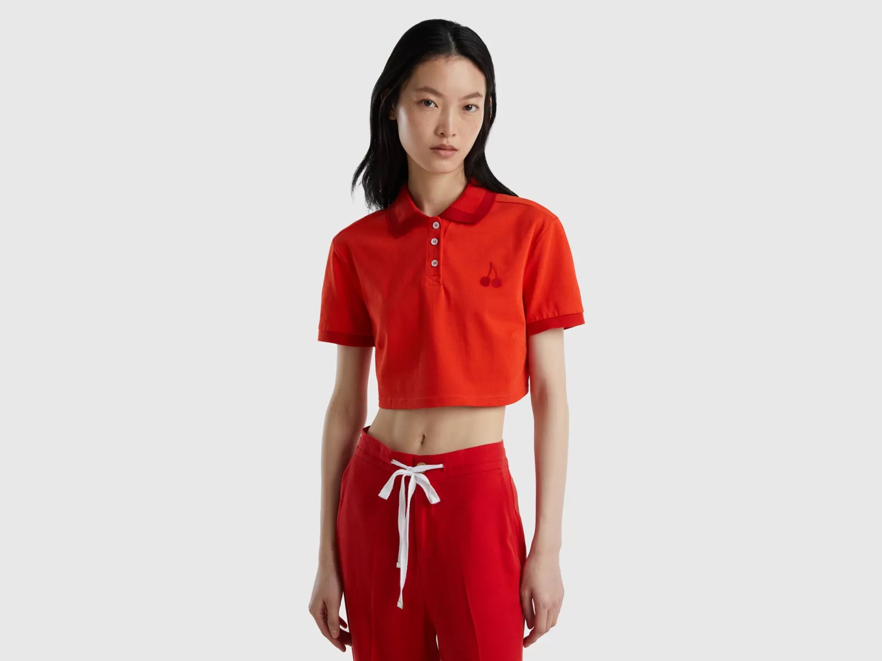 Benetton Polo Cropped Rossa Con Ricamo Ciliegia Rosso Hot