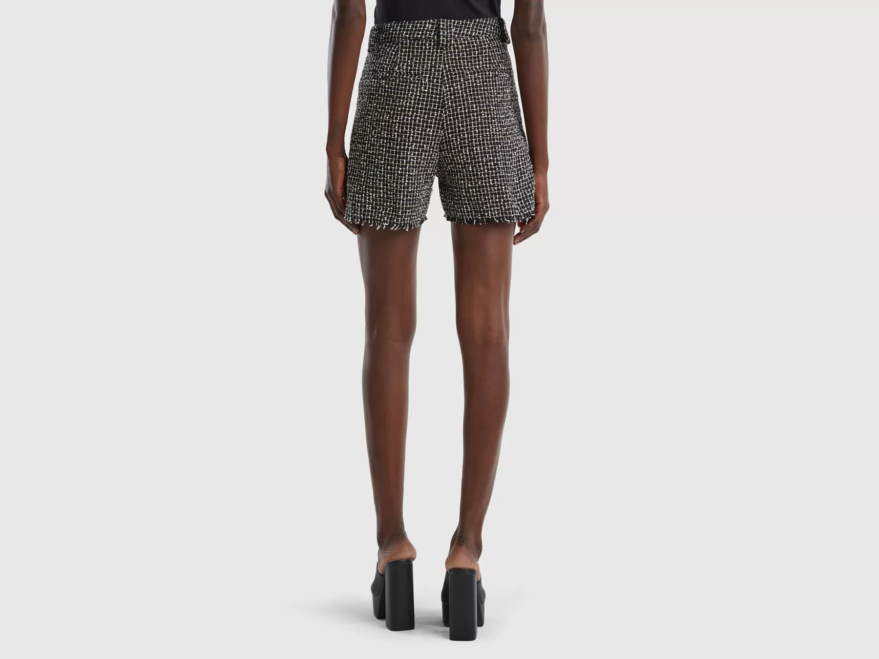 Benetton Shorts In Tweed Nero Store