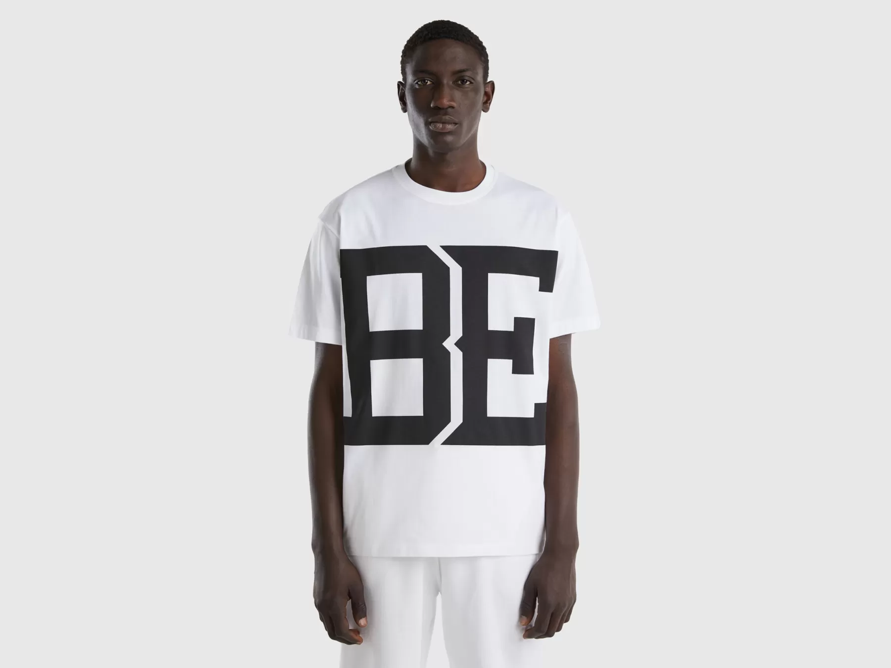 Benetton T-Shirt "Be" Oversize Bianco Store