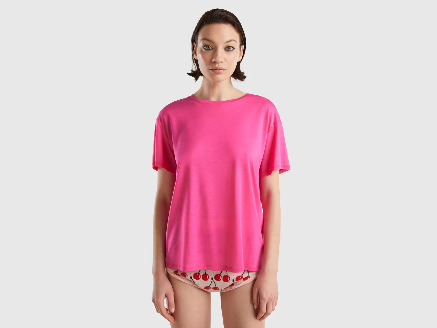 Benetton T-Shirt Girocollo In Viscosa Sostenibile Fucsia Flash Sale