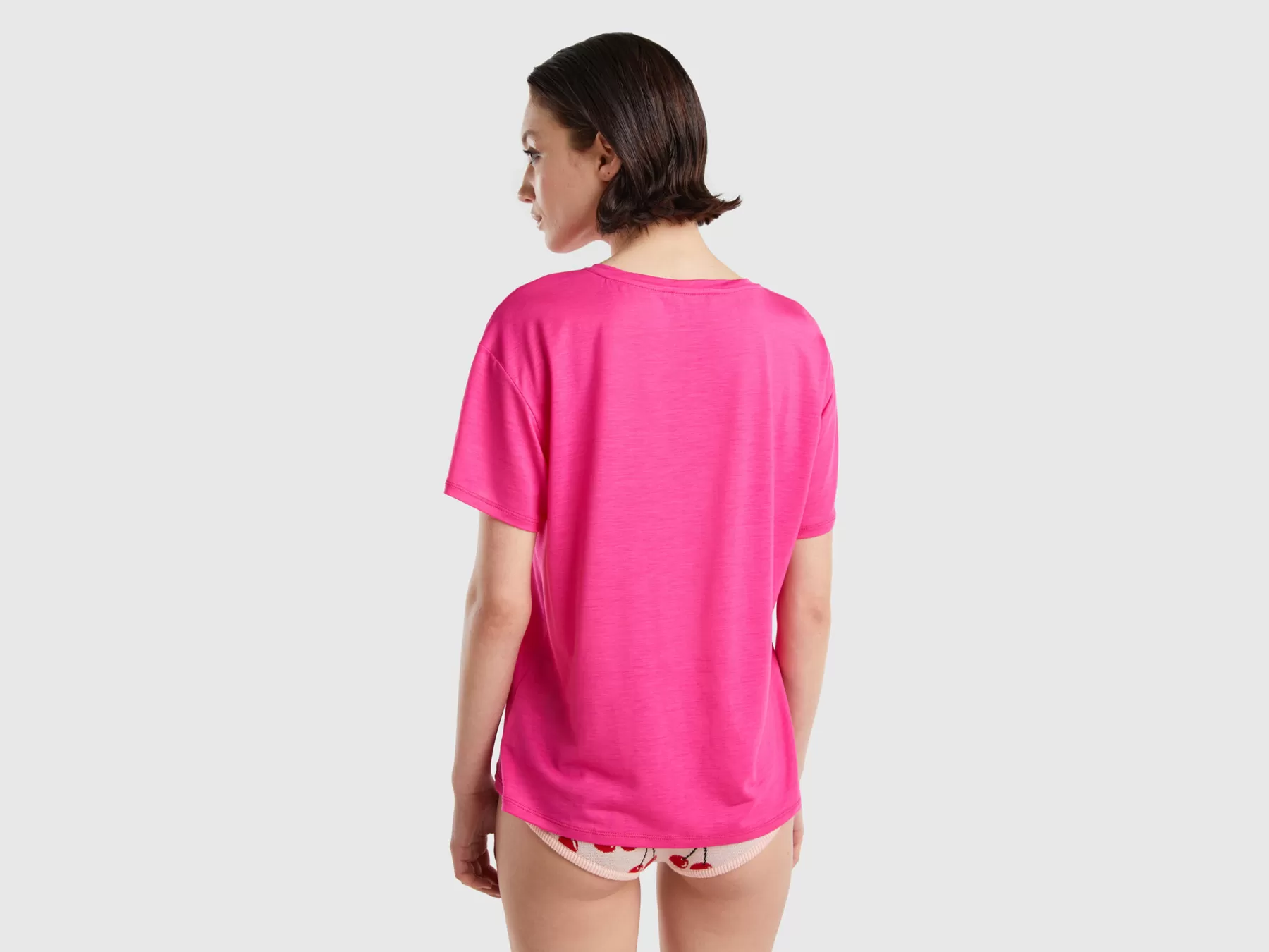 Benetton T-Shirt Girocollo In Viscosa Sostenibile Fucsia Flash Sale