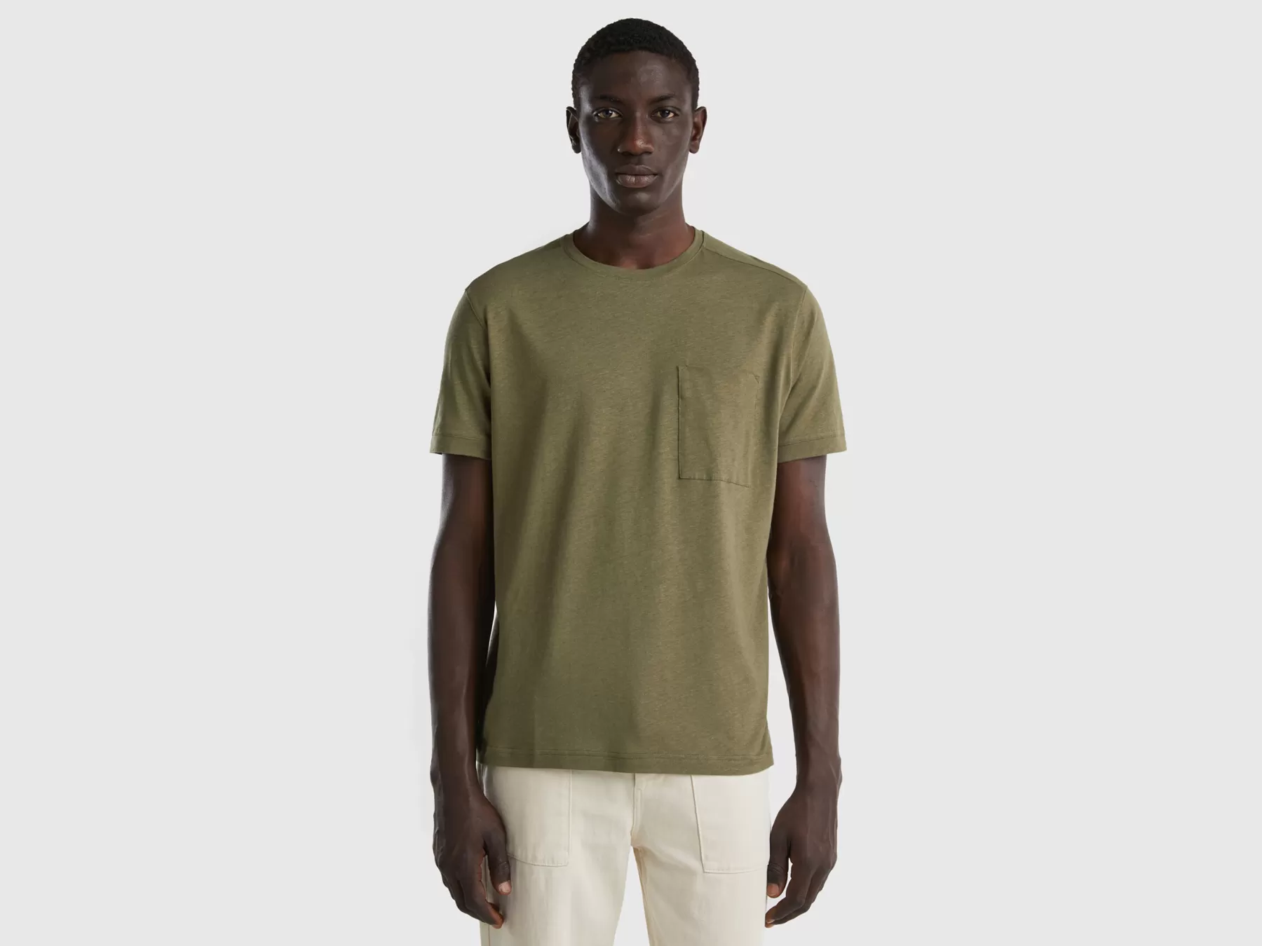 Benetton T-Shirt In Misto Lino Con Taschino Verde Militare Hot