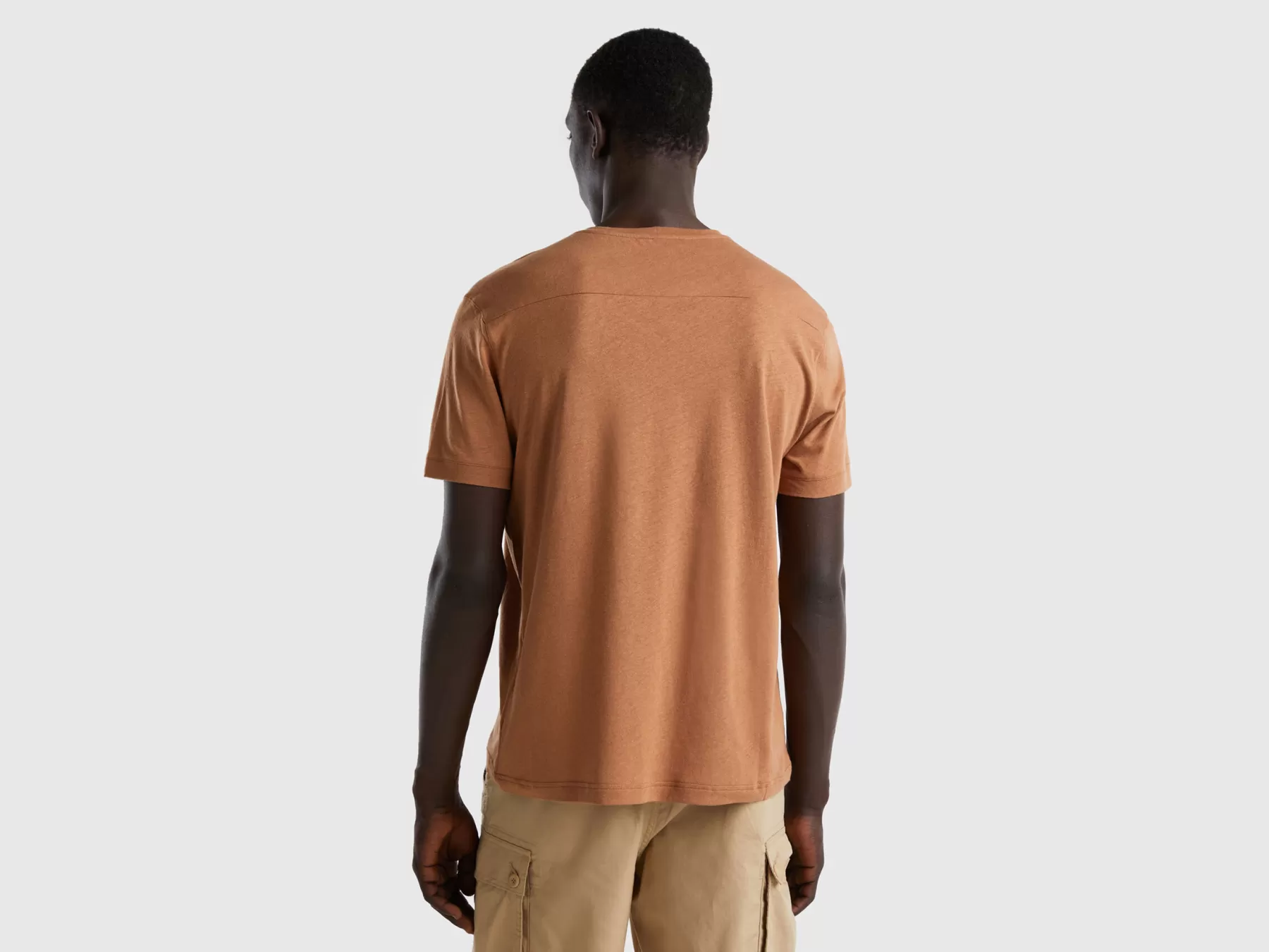 Benetton T-Shirt In Misto Lino Con Taschino Marrone Online