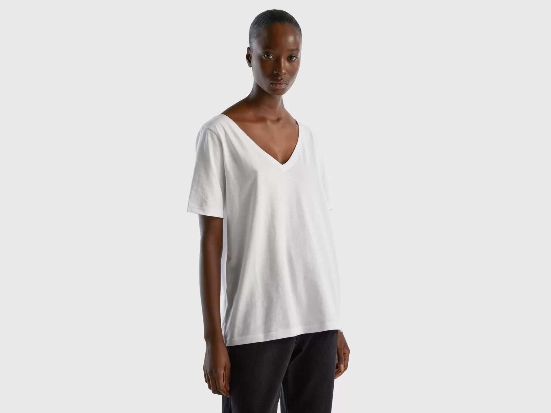 Benetton T-Shirt Scollo A V In Cotone Fiammato Bianco Store