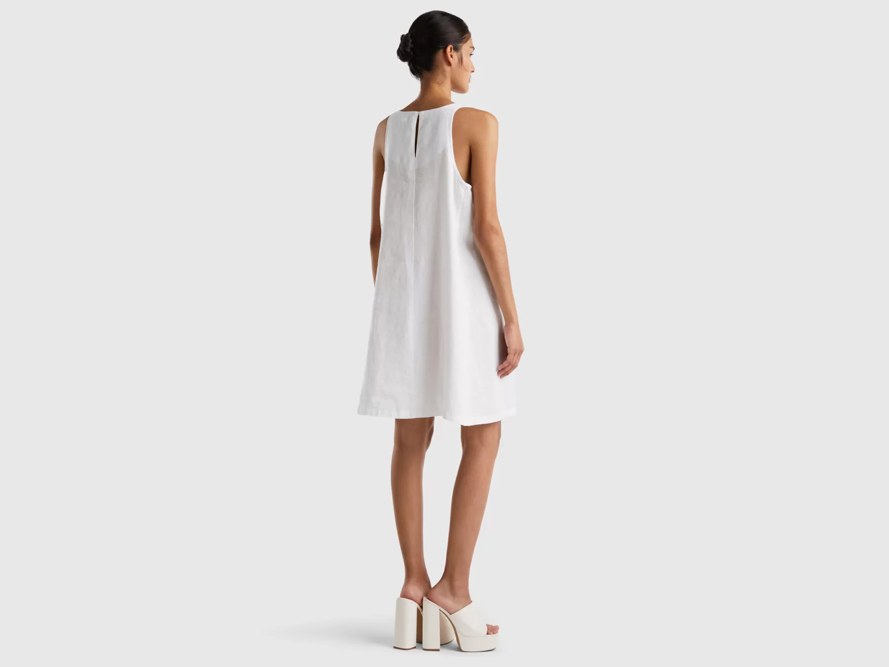 Benetton Vestito Smanicato In Puro Lino Bianco Best Sale